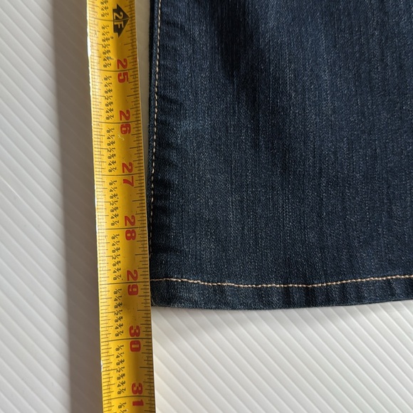 Paige Canyon, boot, dark wash jeans. Women’s size 29 petite - Picture 11 of 14